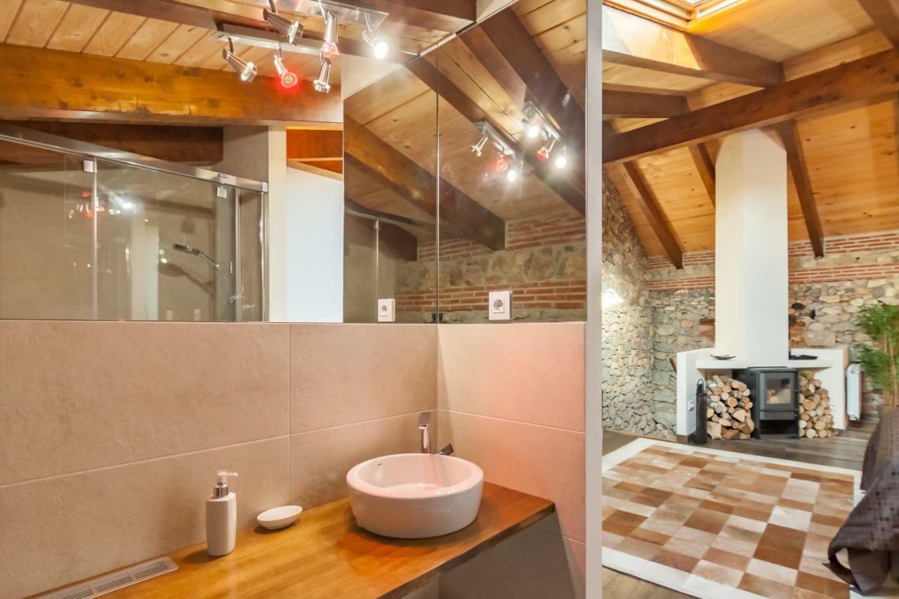 Estudio Sonido Y Jacuzzi Santander Extérieur photo